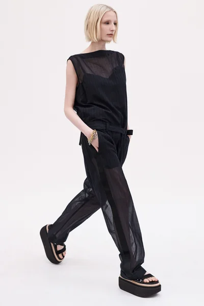 Look 32